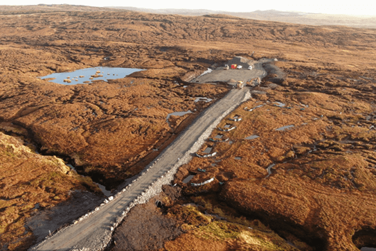 Tensar stabilised floating road construction minimises disruption to environmentally sensitive peat bog